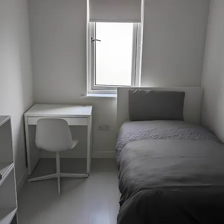New House, Private Rooms In A Peaceful Neighborhood Dublin Exterior photo